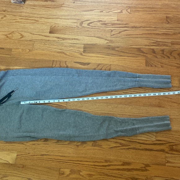 Lululemon Stirrup Yoga Knit Leggings - Picture 7 of 9